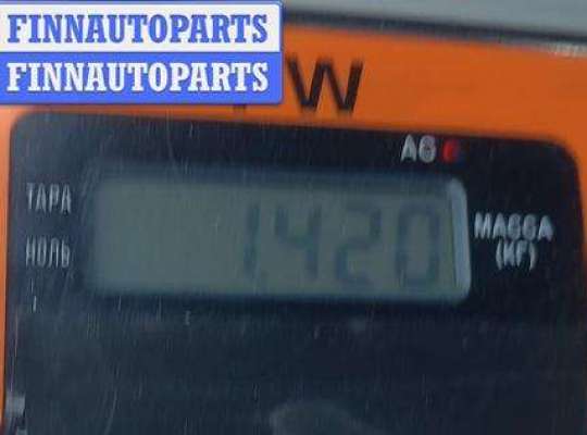 купить Петля двери передней левой на Volkswagen Passat B6