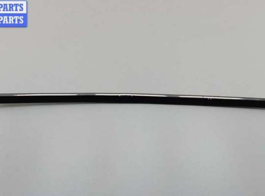 купить Молдинг двери передней левой на BMW 7 E38 (1994-2001)