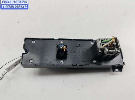 Блок управления стеклоподъёмниками на Ford Focus II