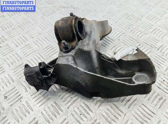 купить Кронштейн крепления на Volkswagen Passat B5+ (GP)