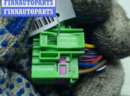 купить Разъем (фишка) проводки на Volkswagen Golf-4