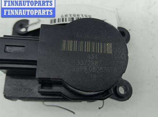 Моторчик заслонки печки на Opel Insignia