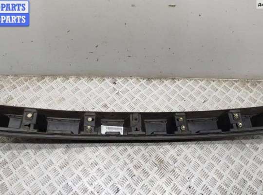 купить Накладка двери (крышки) багажника на BMW X3 E83 (2003-2010)