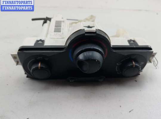 купить Переключатель отопителя на Renault Scenic II (2003-2009)