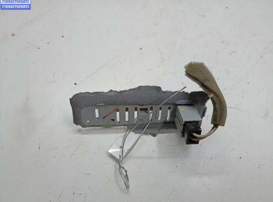 Планка подсветки номера на Opel Zafira A