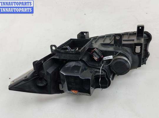 Фара передняя на Renault Megane II