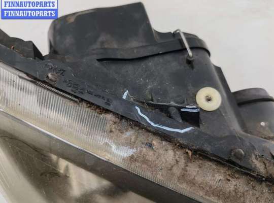 Фара передняя на Renault Megane II