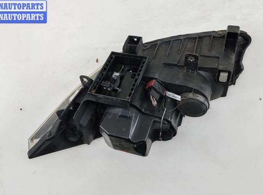 Фара передняя на Renault Megane II