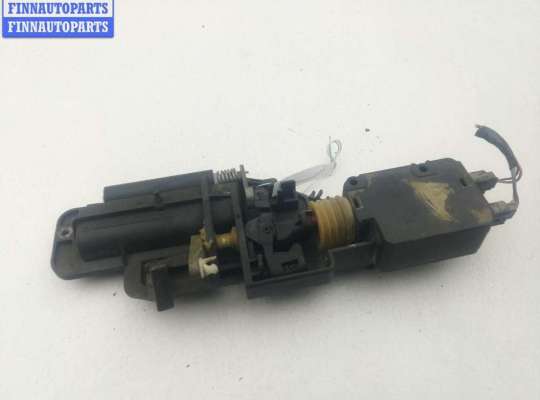 Ручка крышки багажника (задней двери)