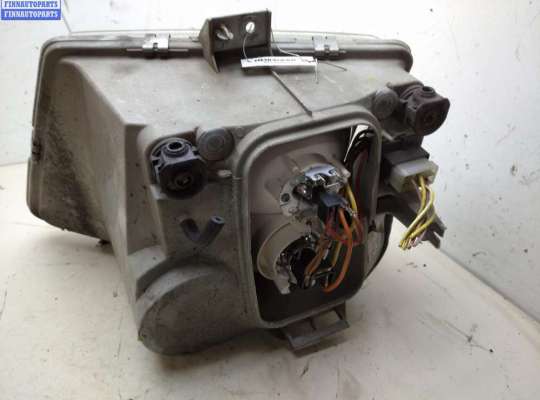 купить Фара правая на Mercedes Vito-1 W638 (1996-2003)