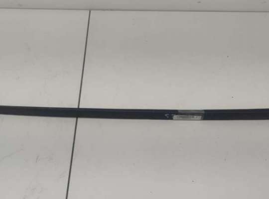 купить Молдинг лобового стекла на Audi A4 B6 (2001-2004)