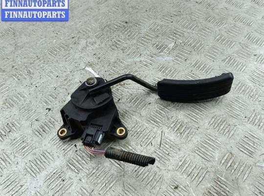 купить Педаль газа на Renault Scenic II (2003-2009)