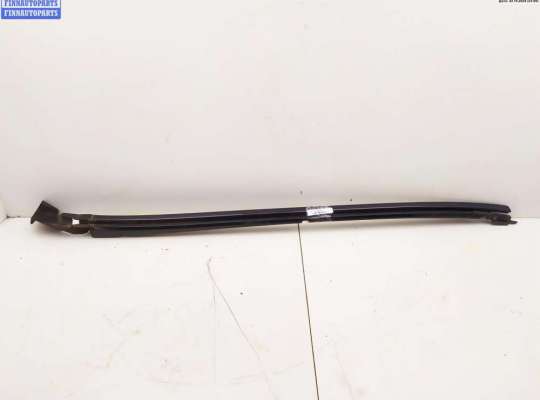 Молдинг лобового стекла MB1502989 на Mercedes S-Class W220 (1998-2005)