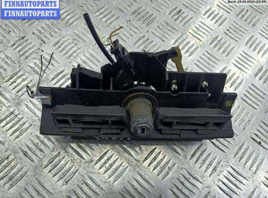 купить Кнопка открывания багажника на Audi A4 B5 (1994-2001)