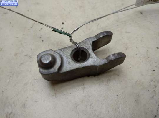 купить Скоба (кронштейн) крепления форсунки на Volkswagen LT (1996-2006)