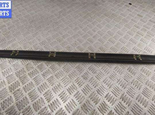 купить Молдинг стекла двери передней правой наружный на BMW 5 E39 (1995-2003)