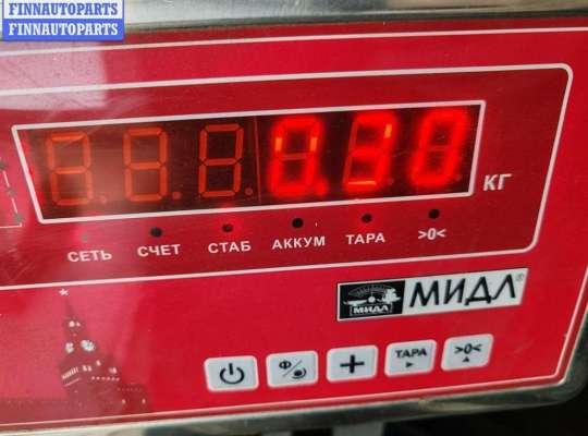 купить Решётка (заглушка) в бампер на Volkswagen Passat B5+ (GP)