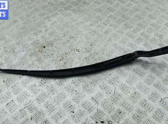 купить Щеткодержатель (поводок стеклоочистителя) передний на Peugeot 807