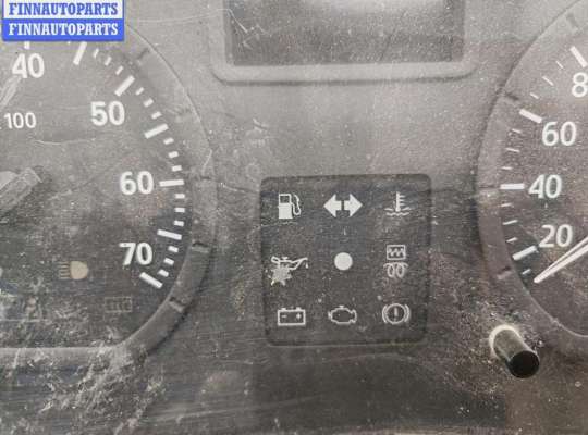 Щиток приборов на Renault Logan I