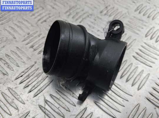 купить Патрубок турбины на Volkswagen Caddy (2004-2010)