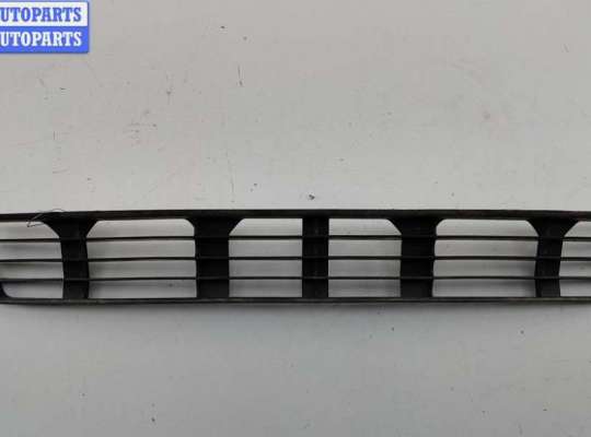 купить Решётка (заглушка) в бампер на Audi A4 B5 (1994-2001)