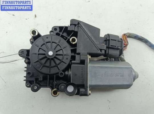 купить Моторчик стеклоподъемника передний правый на Audi A6 C4 (1994-1997)