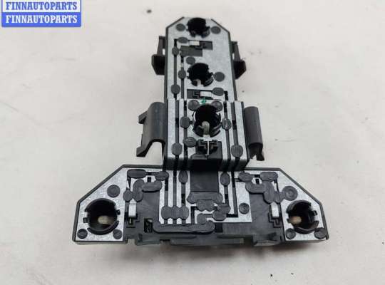 купить Плата фонаря заднего левого на Volkswagen Golf-4