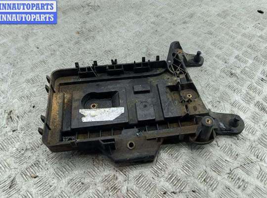 купить Кожух аккумулятора (короб АКБ) на Seat Toledo (2004-2009)