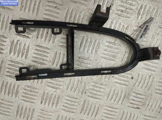 купить Рамка фары противотуманной левой на Volkswagen Sharan (1995-2000)