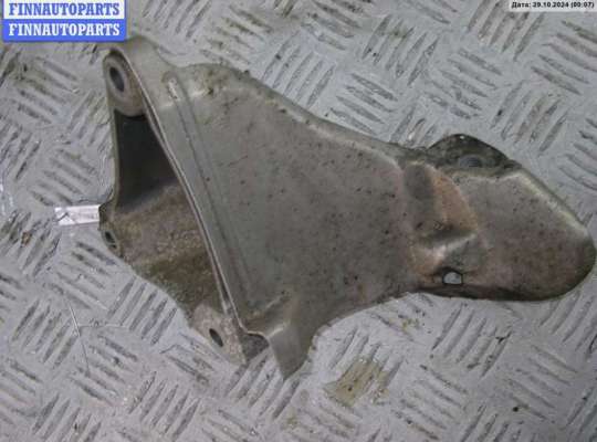 купить Кронштейн двигателя опорный на BMW 3 E90/E91/E92/E93 (2005-2013)