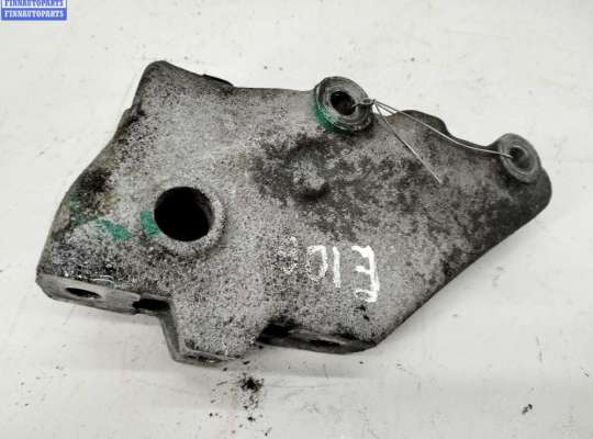 купить Кронштейн КПП опорный на Volkswagen Golf-5