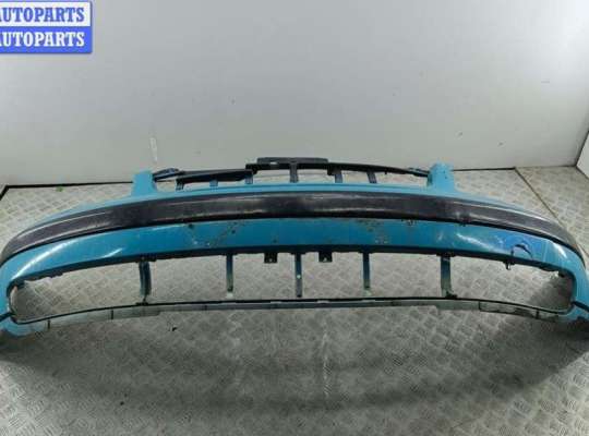 Бампер передний на Volkswagen Passat B5 (3B)