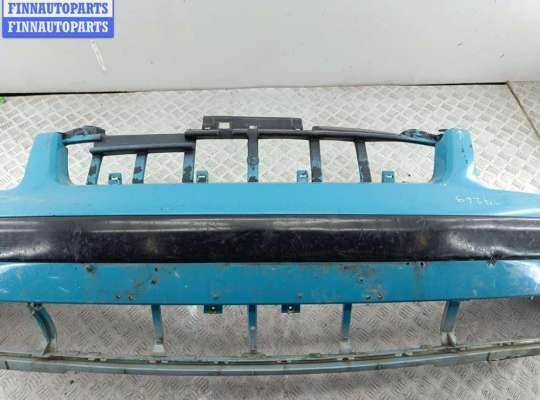 Бампер передний на Volkswagen Passat B5 (3B)