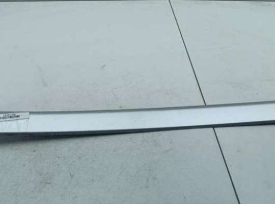 купить Молдинг двери задней левой на Audi A4 B6 (2001-2004)