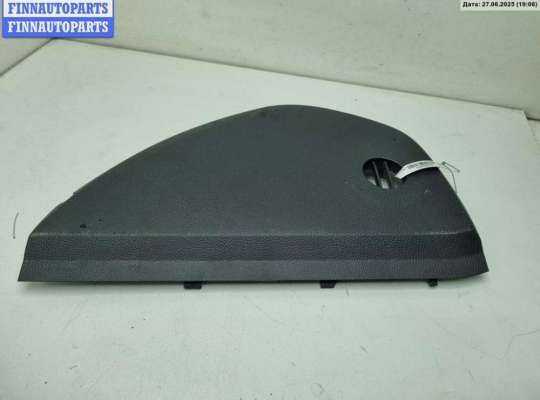 Накладка декоративная на торпедо SK442012 на Skoda Octavia mk2 (A5)