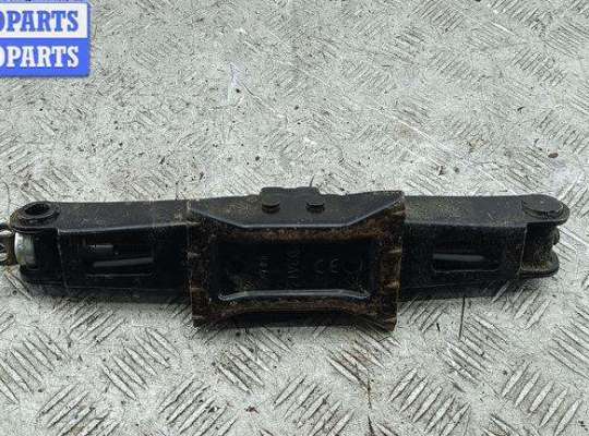 купить Домкрат на Nissan Note