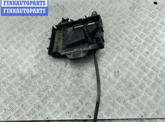 купить Полка аккумулятора (площадка АКБ) на Skoda Fabia mk2 (5J)