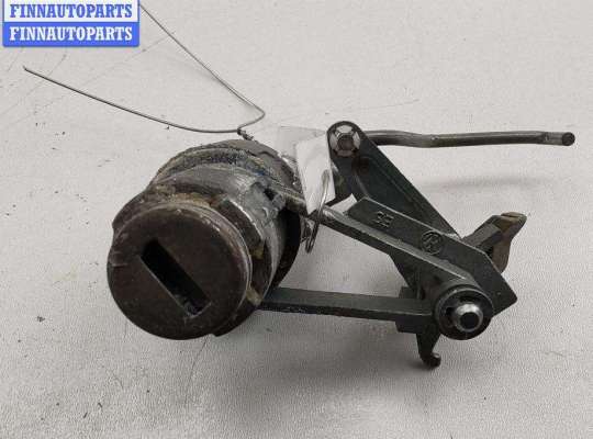 купить Личинка замка багажника на Volkswagen Golf-4