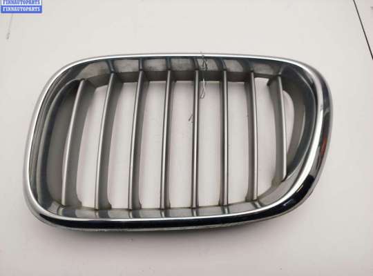 купить Решетка радиатора на BMW X5 E53 (1999-2006)