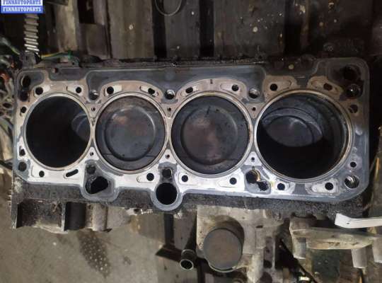 купить Блок цилиндров двигателя (картер) на Volkswagen Passat B5