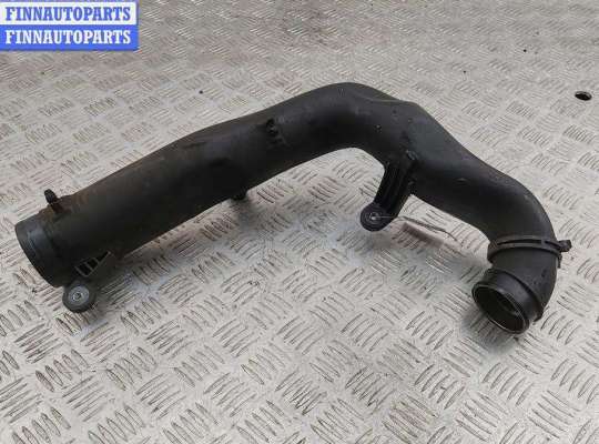 купить Патрубок интеркулера на Volkswagen Touran