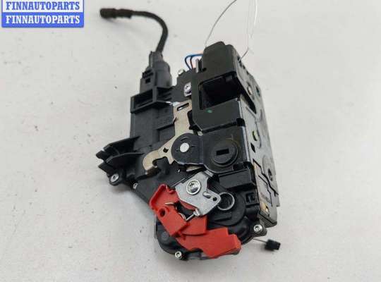 Замок боковой двери на Volkswagen Touran I (1T)