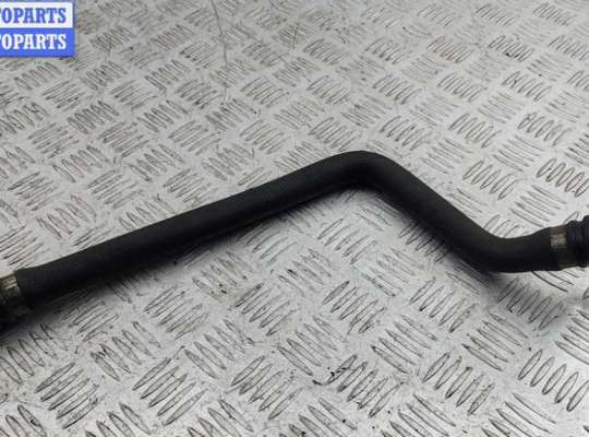 Купить Патрубок на BMW 3 E46 (1998-2006) Патрубок BM3495272 на BMW 3 E46 (1998-2006)