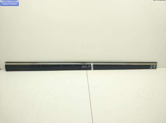 Молдинг двери передней правой MB1488150 на Mercedes C-Class W203 (2000-2006)