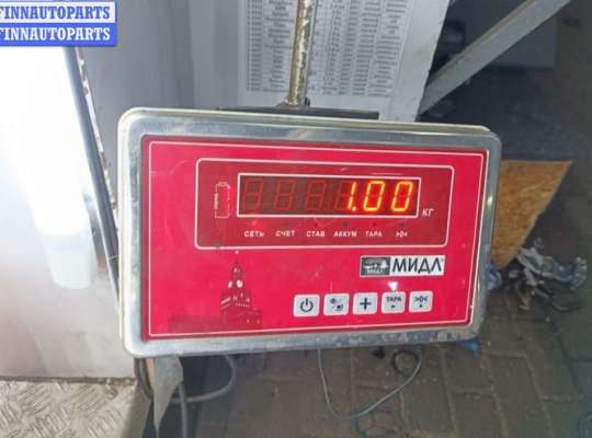 купить Петля двери передней левой на Volkswagen Passat B5