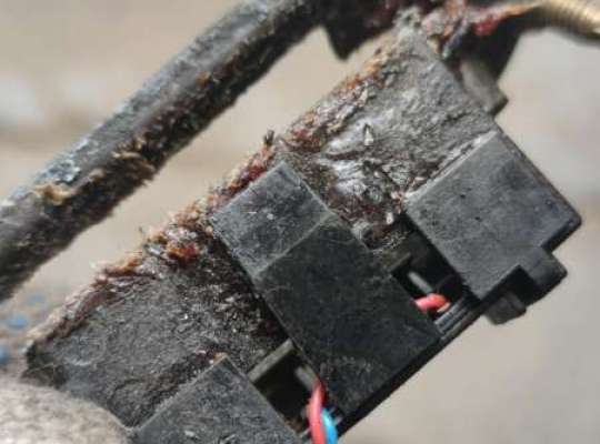 купить Кнопка открывания багажника на Audi A4 B6 (2001-2004)