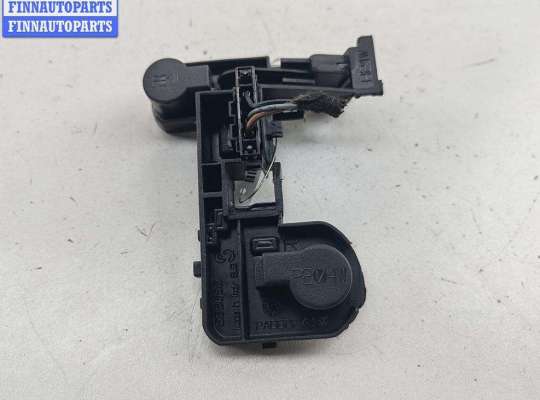 купить Плата фонаря заднего правого на Volkswagen Touareg