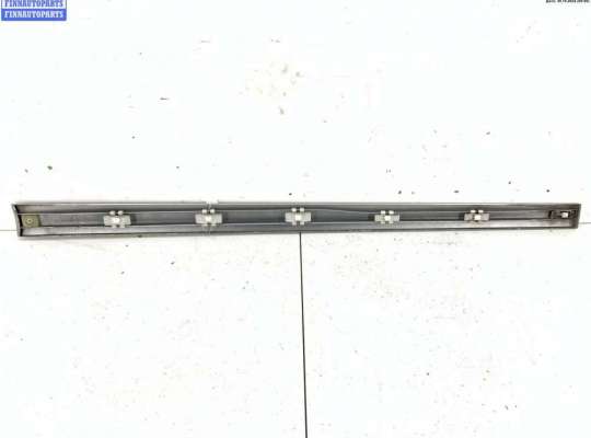 купить Молдинг двери передней правой на Mercedes C-Class W203 (2000-2006)
