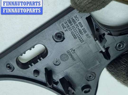 Обшивка салона на Volkswagen Passat B6 (3C)