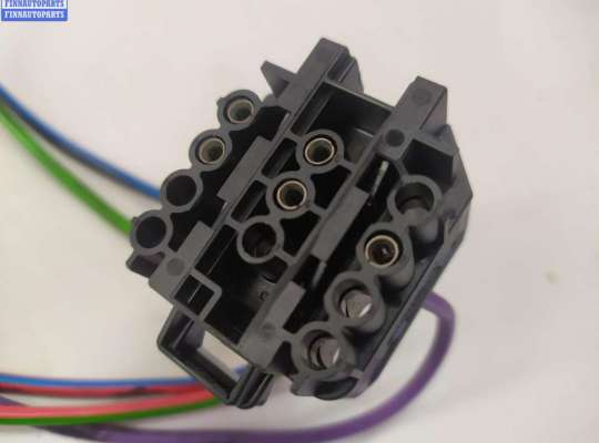 купить Разъем (фишка) проводки на BMW X3 E83 (2003-2010)